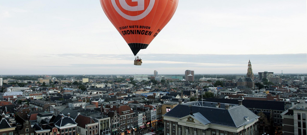 Luchtballon boven Groningen